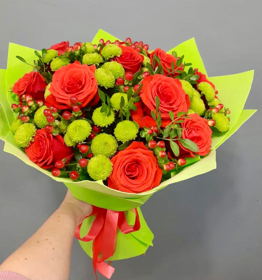 Букет цветов из: Хризантемы и Розы в Октябрьский Башкортостан