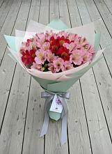 Букет цветов из:  Альстромерии #REPLACE_PRED# Октябрьский Башкортостан