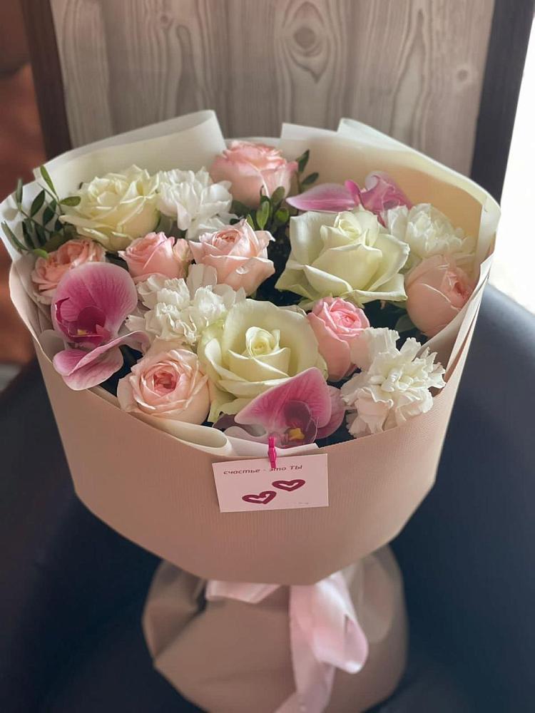 Букет цветов из: Орхидеи, Розы и Гвоздики в Октябрьский Башкортостан