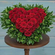 Цветочная композиция из Розы в виде сердца в Октябрьский Башкортостан