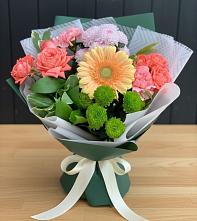 Букет цветов из:  Гвоздики, Розы, Герберы и Хризантемы #REPLACE_PRED# Октябрьский Башкортостан