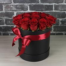Цветочная композиция из Розы в шляпной коробке #REPLACE_PRED# Октябрьский Башкортостан