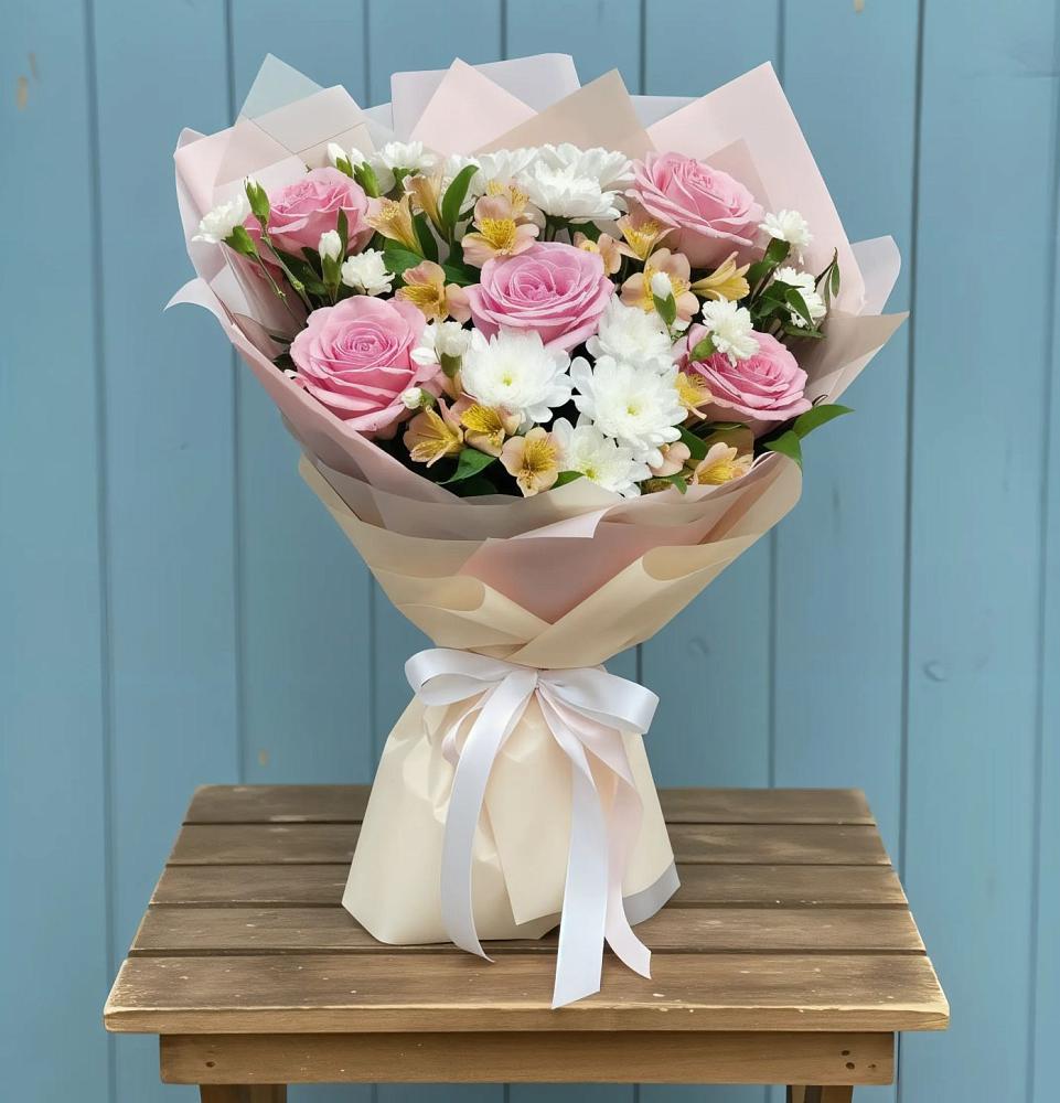 Букет цветов из: Гвоздики, Орхидеи и Розы в Октябрьский Башкортостан