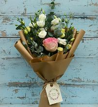 Букет цветов из:  Розы и Лизиантусы в Октябрьский Башкортостан
